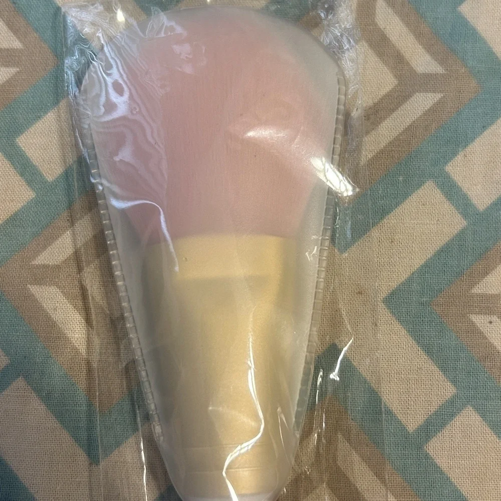 MAC Electric Wonder 126SES Split Fiber Brush ~ LIMITED EDITION New Authentic